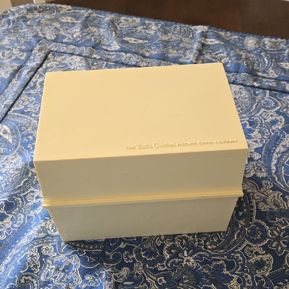 Vintage Betty Crocker Recipe Box